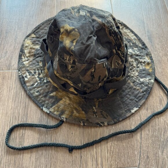 Camo Bucket Hat - Picture 3 of 6